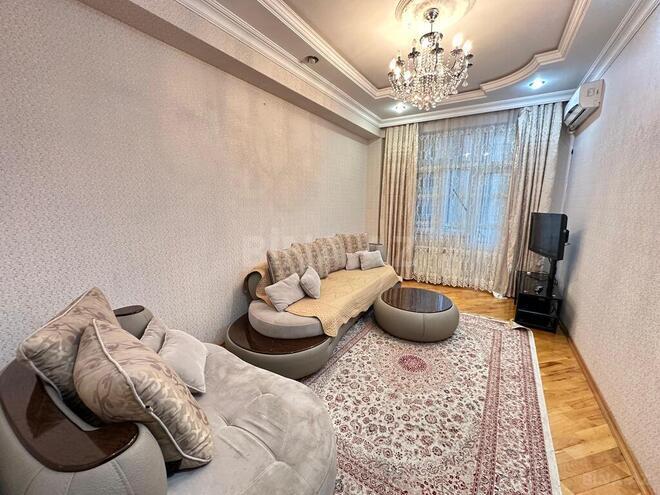 2-комн. новостройка - м. Иншаатчылар - 78 м² (3)