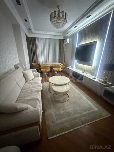 3 otaqlı yeni tikili - 28 May m. - 109 m² (1)