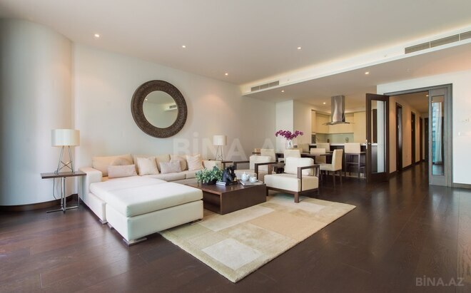3 otaqlı yeni tikili - 28 May m. - 156 m² (1)