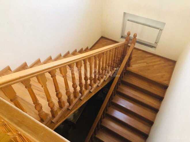 8 otaqlı həyət evi/bağ evi - Bakıxanov q. - 255 m² (15)