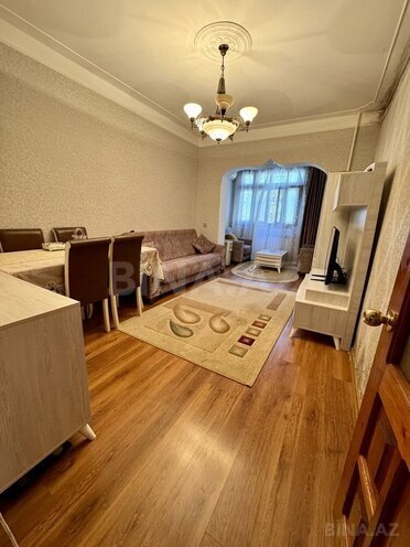 2-комн. вторичка - м. Иншаатчылар - 65 м² (1)