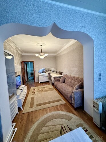 2-комн. вторичка - м. Иншаатчылар - 65 м² (2)
