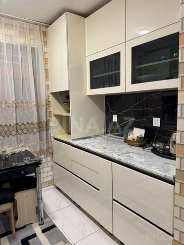 3-комн. вторичка - м. Сахил - 65 м² (10)