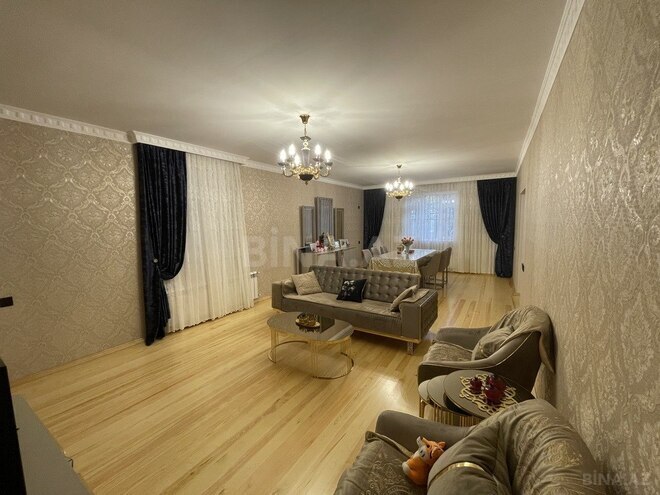 5 otaqlı həyət evi/bağ evi - M.Ə.Rəsulzadə q. - 200 m² (14)