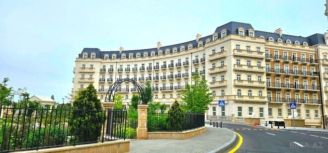 5 otaqlı yeni tikili - Ağ şəhər q. - 274 m² (1)
