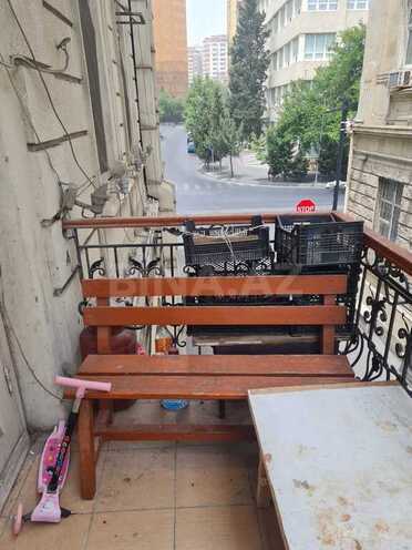 1 otaqlı köhnə tikili - 28 May m. - 17 m² (11)
