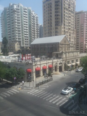 1 otaqlı köhnə tikili - 28 May m. - 41 m² (2)