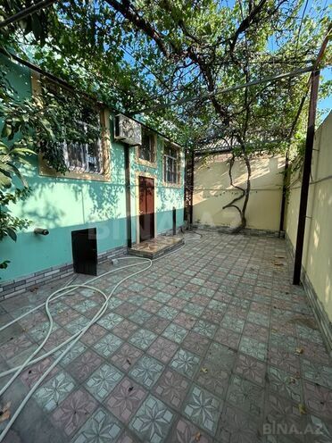 8-комн. дом/дача - пос. Карачухур - 244 м² (17)
