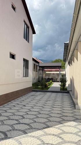 6 otaqlı həyət evi/bağ evi - Qəbələ - 200 m² (2)