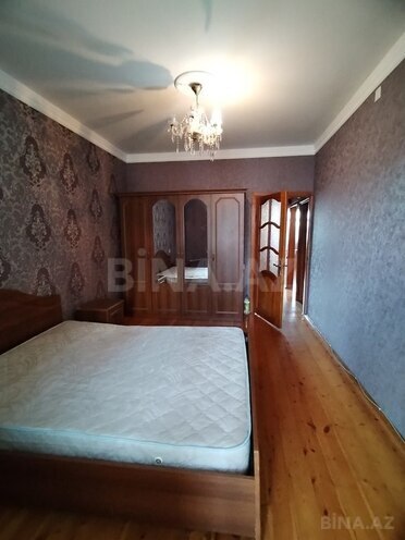 2 otaqlı köhnə tikili - 8-ci mikrorayon q. - 70 m² (3)