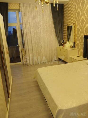 4 otaqlı yeni tikili - 20 Yanvar m. - 180 m² (2)