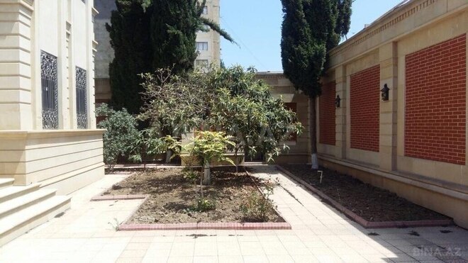 8 otaqlı həyət evi/bağ evi - Nəsimi m. - 550 m² (8)