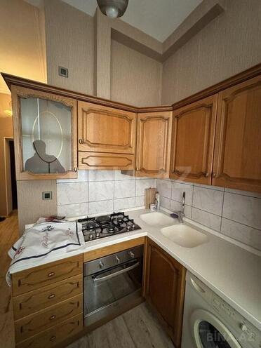 2 otaqlı köhnə tikili - 28 May m. - 60 m² (4)