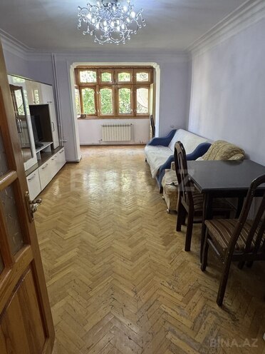3-комн. вторичка - м. Элмляр Академиясы - 60 м² (2)