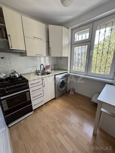 3-комн. вторичка - м. Элмляр Академиясы - 60 м² (11)