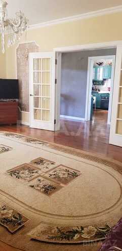 6 otaqlı həyət evi/bağ evi - Zabrat q. - 200 m² (9)