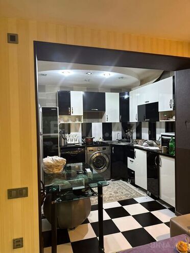 3 otaqlı köhnə tikili - Bakıxanov q. - 90 m² (14)