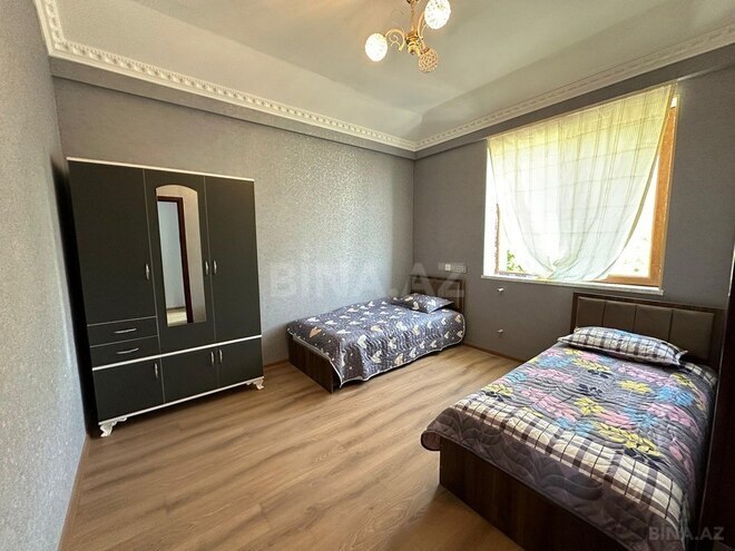 6 otaqlı həyət evi/bağ evi - Qax - 250 m² (11)