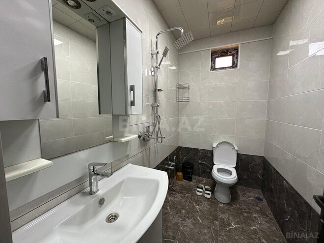 6 otaqlı həyət evi/bağ evi - Qax - 250 m² (19)