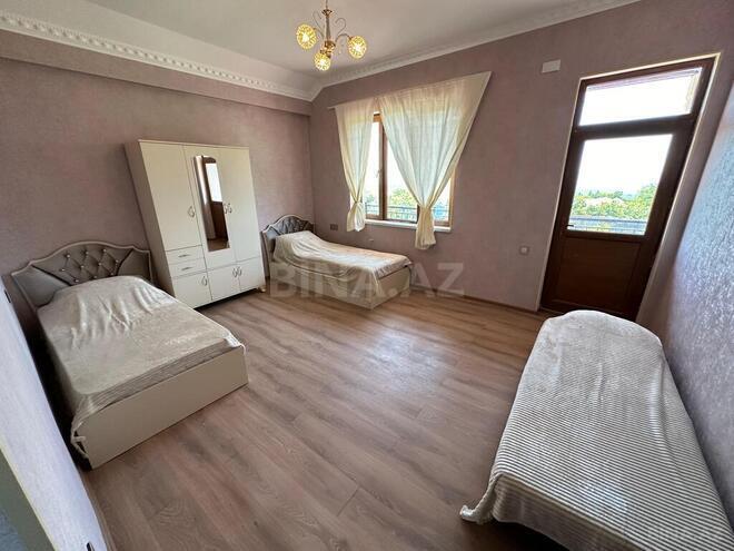6 otaqlı həyət evi/bağ evi - Qax - 250 m² (10)