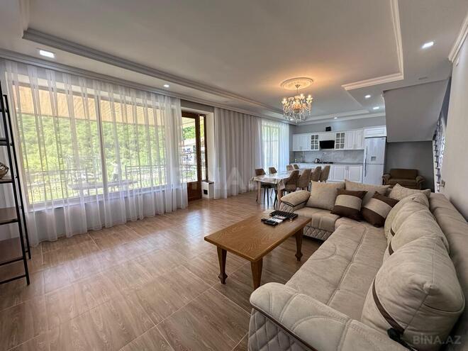 6 otaqlı həyət evi/bağ evi - Qax - 250 m² (4)