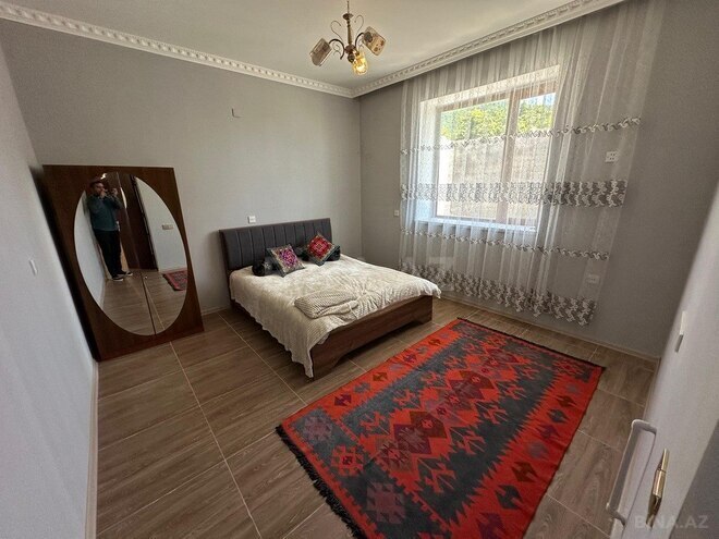 6 otaqlı həyət evi/bağ evi - Qax - 250 m² (13)