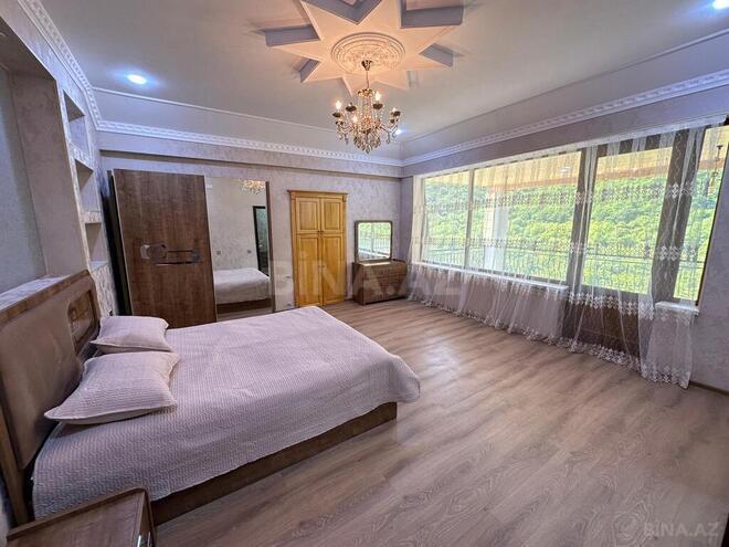 6 otaqlı həyət evi/bağ evi - Qax - 250 m² (9)