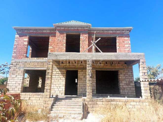 6 otaqlı həyət evi/bağ evi - Mehdiabad q. - 240 m² (1)