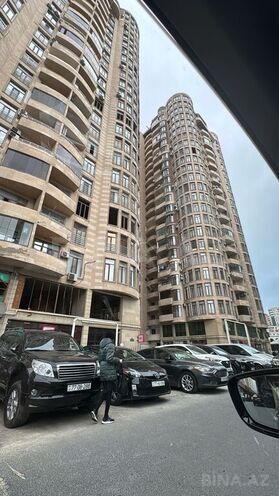 3 otaqlı yeni tikili - Şah İsmayıl Xətai m. - 145.6 m² (1)