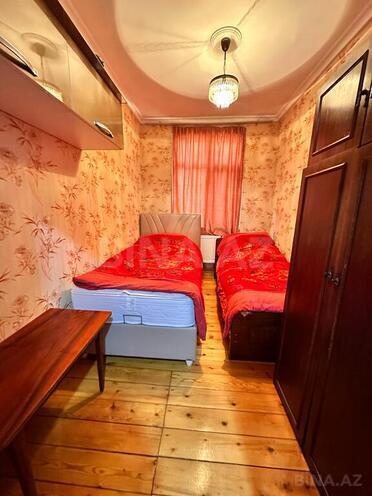 3 otaqlı köhnə tikili - Memar Əcəmi m. - 70 m² (24)