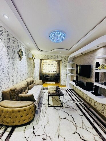 3-комн. вторичка - м. Халглар Достлугу - 70 м² (2)