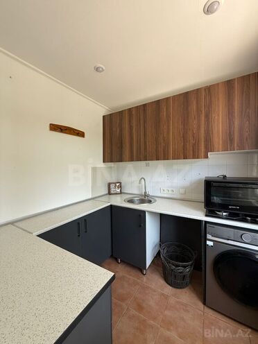 7 otaqlı həyət evi/bağ evi - Zirə q. - 150 m² (29)