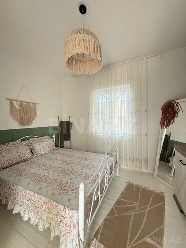 7 otaqlı həyət evi/bağ evi - Zirə q. - 150 m² (19)