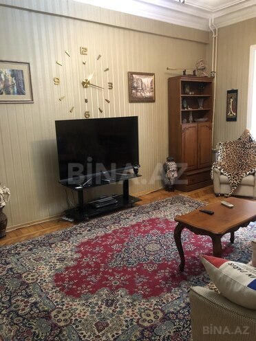 4 otaqlı köhnə tikili - Şah İsmayıl Xətai m. - 150 m² (8)