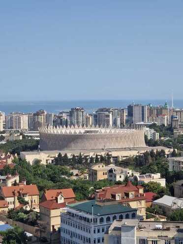 3-комн. новостройка - м. 8 ноября - 105 м² (1)