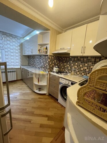 2 otaqlı köhnə tikili - 28 May m. - 60 m² (2)