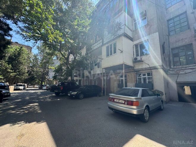 3-комн. вторичка - м. 28 мая - 110 м² (2)