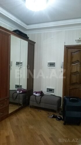 3 otaqlı köhnə tikili - 8-ci mikrorayon q. - 90 m² (12)