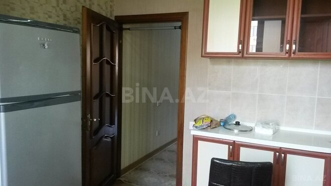 3 otaqlı köhnə tikili - 8-ci mikrorayon q. - 90 m² (5)