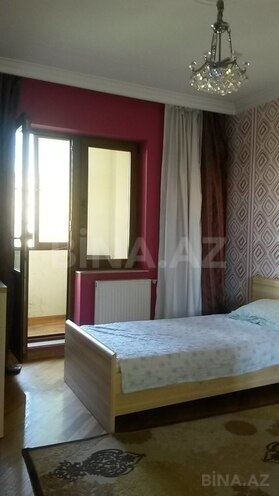 3 otaqlı köhnə tikili - 8-ci mikrorayon q. - 90 m² (13)
