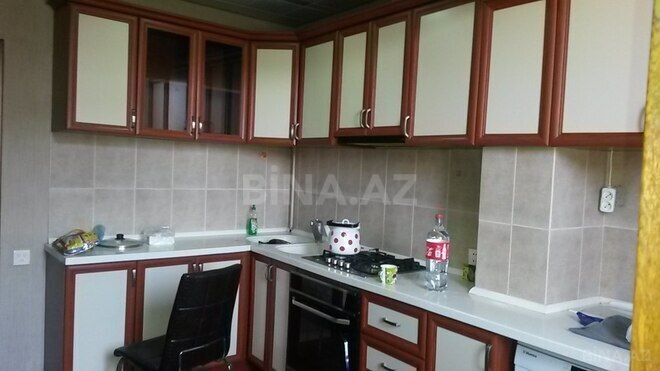 3 otaqlı köhnə tikili - 8-ci mikrorayon q. - 90 m² (3)