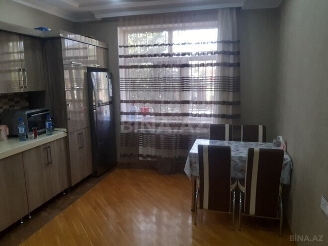 4 otaqlı həyət evi/bağ evi - Fatmayı q. - 216 m² (15)