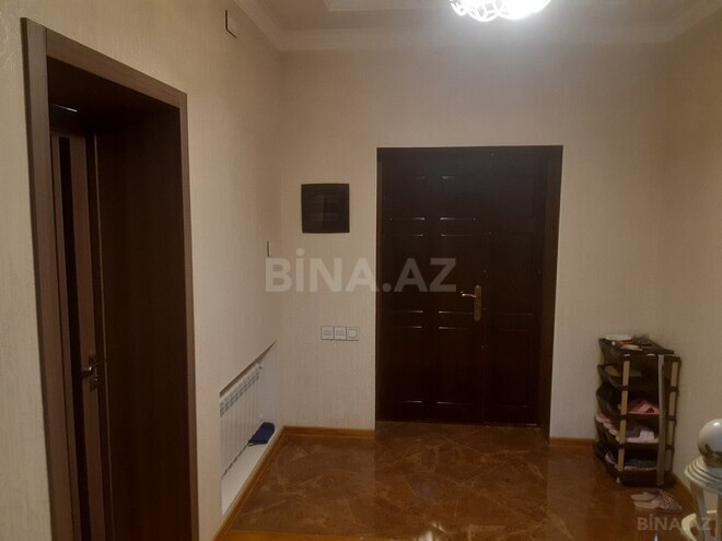 4 otaqlı həyət evi/bağ evi - Fatmayı q. - 216 m² (22)