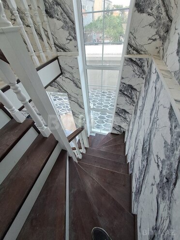 5 otaqlı həyət evi/bağ evi - Binə q. - 230 m² (12)