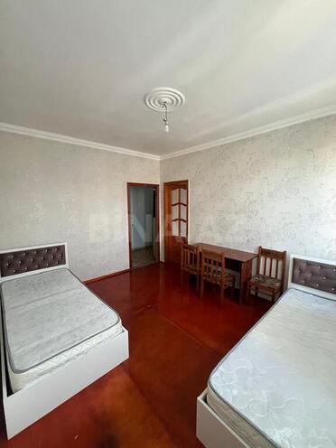 2 otaqlı köhnə tikili - Azadlıq Prospekti m. - 45 m² (1)