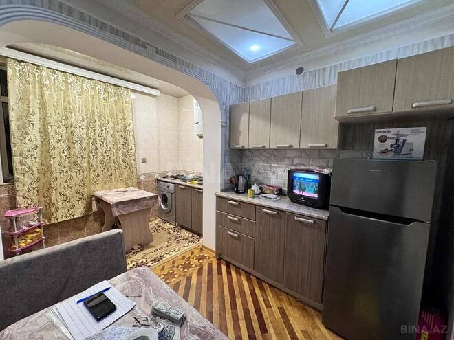 2 otaqlı köhnə tikili - Azadlıq Prospekti m. - 50 m² (11)