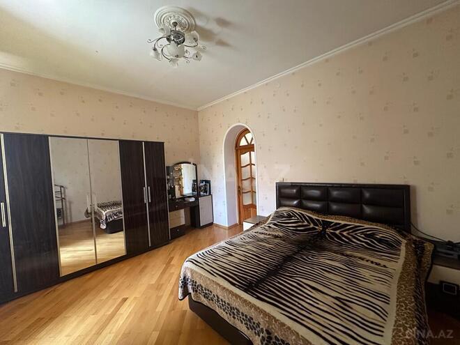 4 otaqlı həyət evi/bağ evi - Zabrat q. - 400 m² (18)
