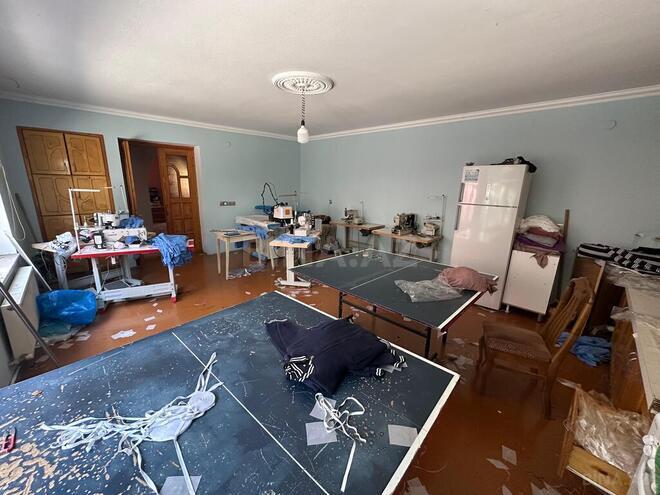 4 otaqlı həyət evi/bağ evi - Zabrat q. - 400 m² (12)