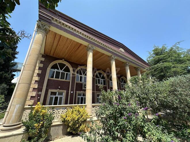 4 otaqlı həyət evi/bağ evi - Zabrat q. - 400 m² (1)