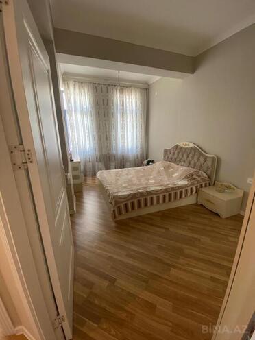 3-комн. новостройка - м. 28 мая - 80 м² (3)